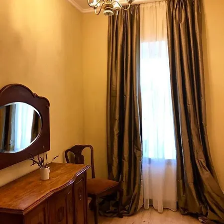 Meyana Manor Tachov (Plzen)